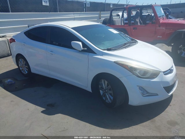 Hyundai dohc mpi nu 2016 5NPDH4AE4GH758626 Image 1