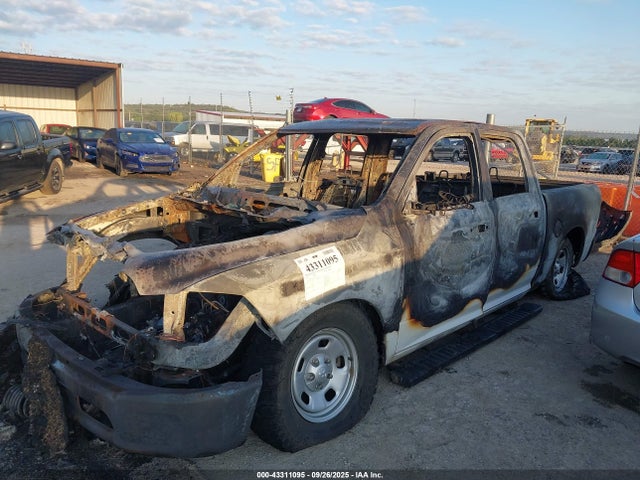 Aukcja sprzedaży 2022 Ram 1500 Classic Tradesman  4x4 5'7 Box, vin: 3C6RR7KG9NG375542, numer aukcji: 43311095