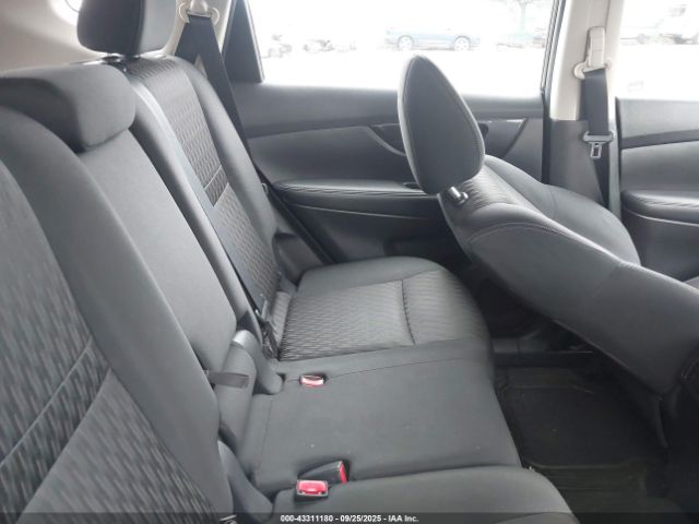 2018 NISSAN ROGUE KNMAT2MV6JP511976 Photo 7