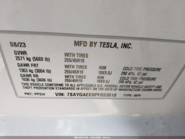 2023 TESLA MODEL Y 7SAYGAEE0PF853618 Photo 8