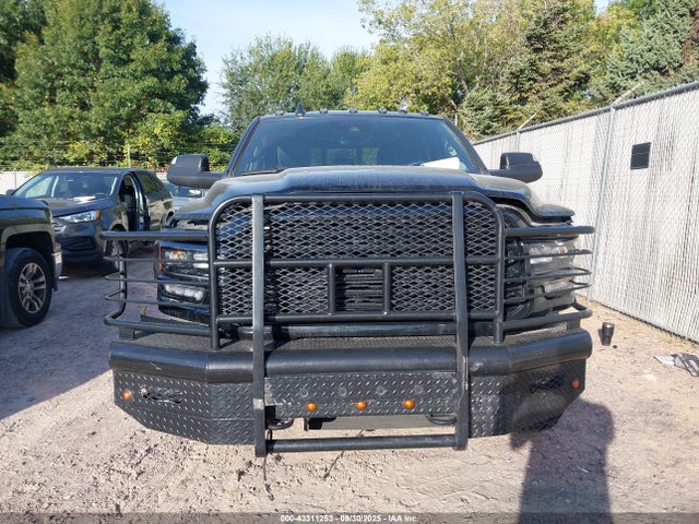 3C6UR5TL1NG214838 RAM 2500 Limited 4x4 6&#039;4 Box