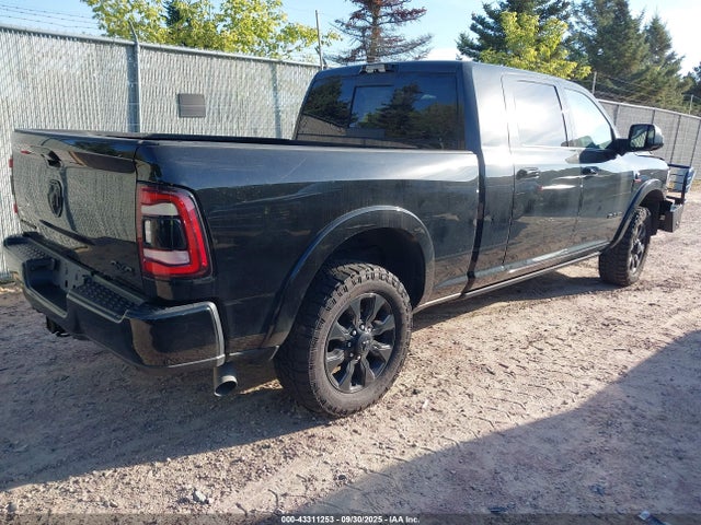 3C6UR5TL1NG214838 RAM 2500 Limited 4x4 6&#039;4 Box