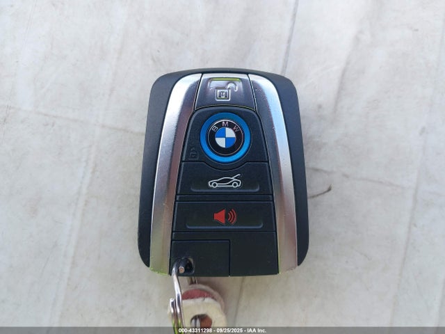 WBY1Z4C53GV506944 BMW 2016