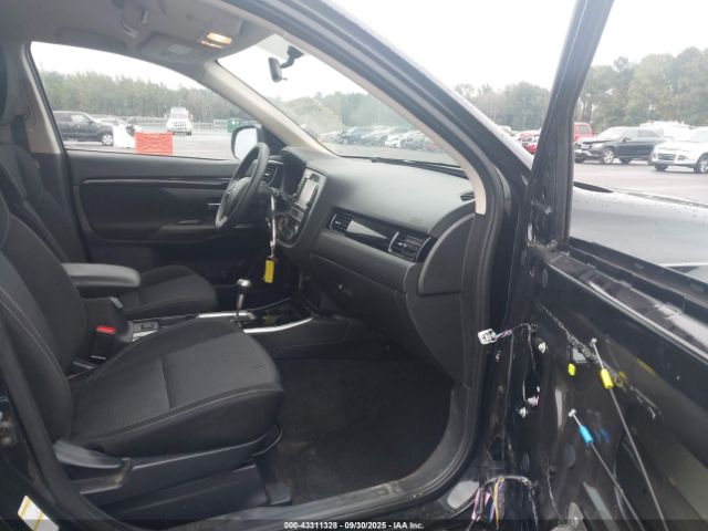 2019 MITSUBISHI OUTLANDER JA4AD2A32KJ002076 Photo 4