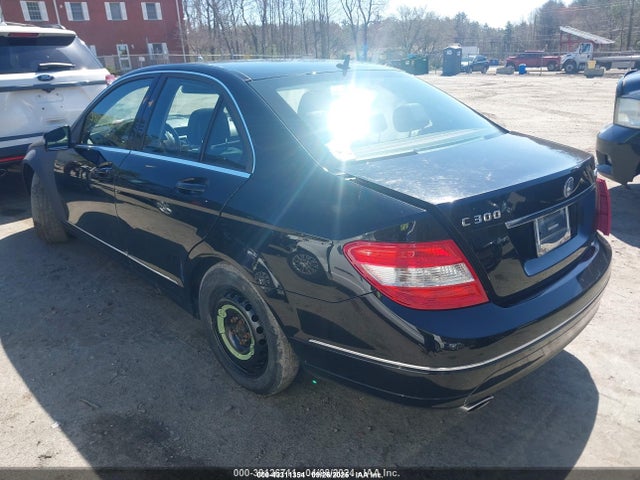 2011 Mercedes-benz C 300 Luxury 4matic/sport 4matic მანქანა იყიდება აუქციონზე, vin: WDDGF8BB0BR166744, აუქციონის ნომერი: 43311354