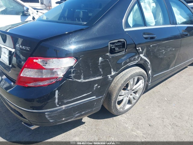 2011 Mercedes-benz C 300 Luxury 4matic/sport 4matic მანქანა იყიდება აუქციონზე, vin: WDDGF8BB0BR166744, აუქციონის ნომერი: 43311354