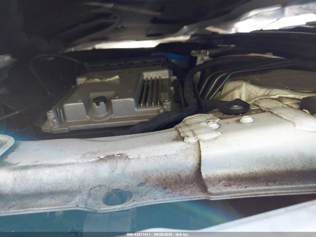 2017 AUDI A4 WAUGMAF4XHA175099 Photo 9