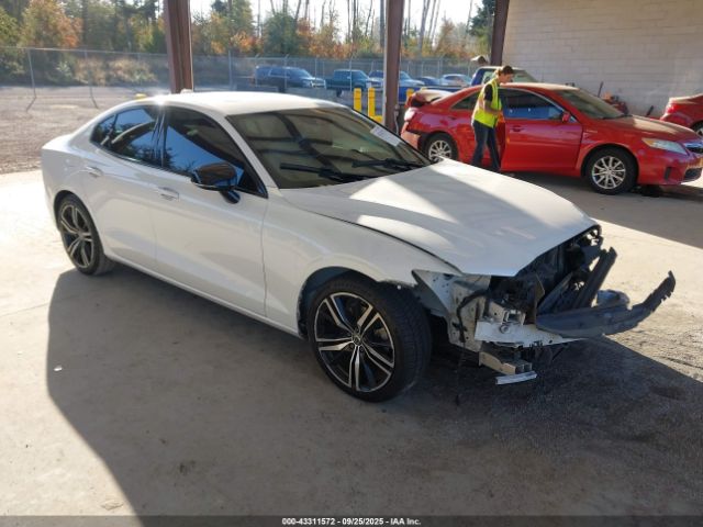 2020 VOLVO S60 7JR102FM8LG073060