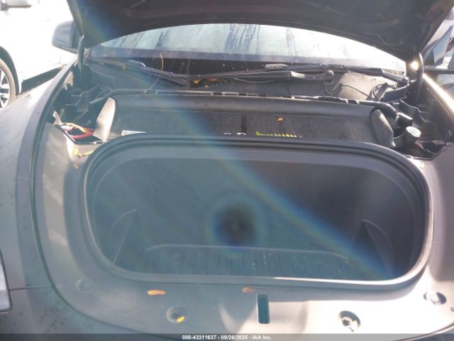 2021 TESLA MODEL Y 5YJYGDEFXMF124612 Photo 9