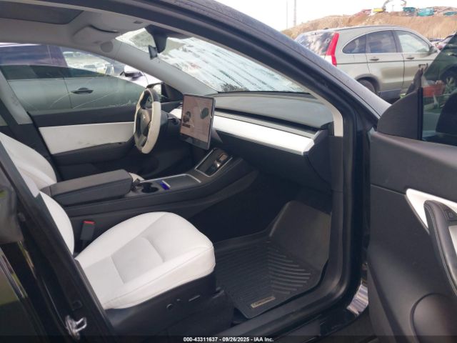 2021 TESLA MODEL Y 5YJYGDEFXMF124612 Photo 4