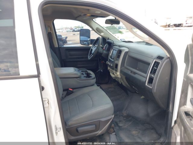 2017 RAM 1500 1C6RR6KT5HS514375 Photo 4