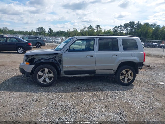 Auction sale of the 2017 Jeep Patriot Latitude 4x4, vin: 1C4NJRFB7HD164611, lot number: 43311729
