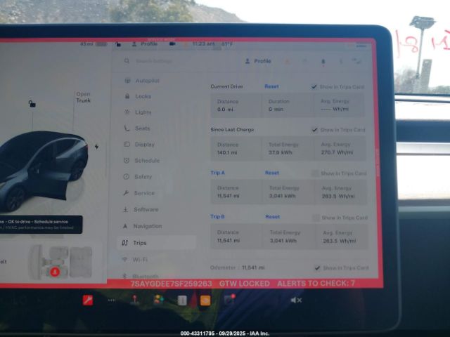 2025 TESLA MODEL Y 7SAYGDEE7SF259263 Photo 6