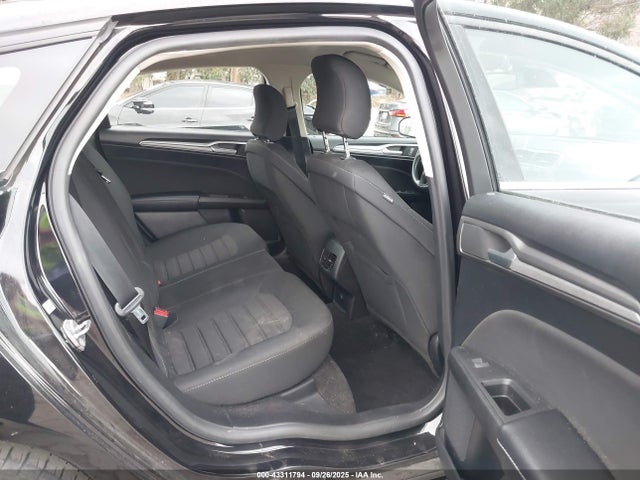 Ford 2019 2019 3FA6P0HDXKR262047 Image 8