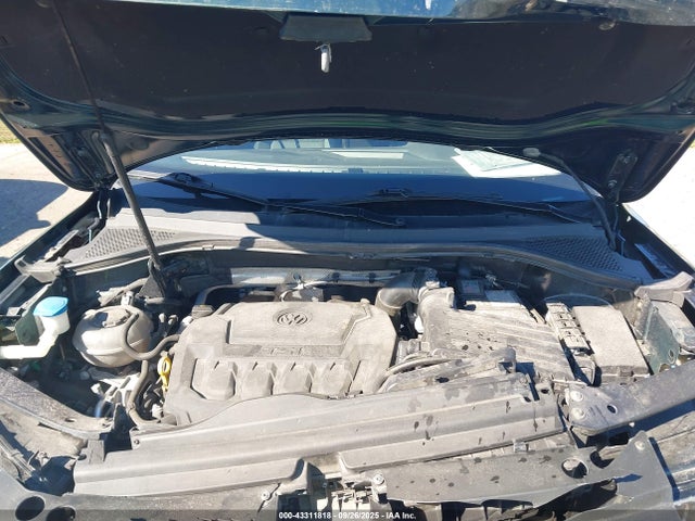 Продаж на аукціоні авто 2018 Volkswagen Tiguan 2.0t S, vin: 3VV0B7AX9JM112536, номер лоту: 43311818