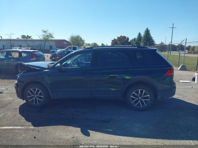 Продаж на аукціоні авто 2018 Volkswagen Tiguan 2.0t S, vin: 3VV0B7AX9JM112536, номер лоту: 43311818