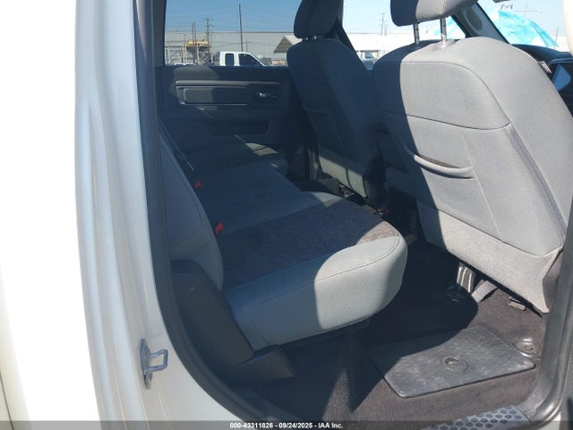 RAM 1500 2017 1C6RR6TT5HS679339 Image 8