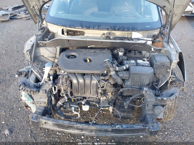 KIA dohc gdi nu 2016 KNDJP3A57G7350934 Image 10