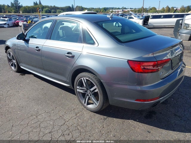 2017 AUDI A4 WAUENAF49HN017267 Photo 2