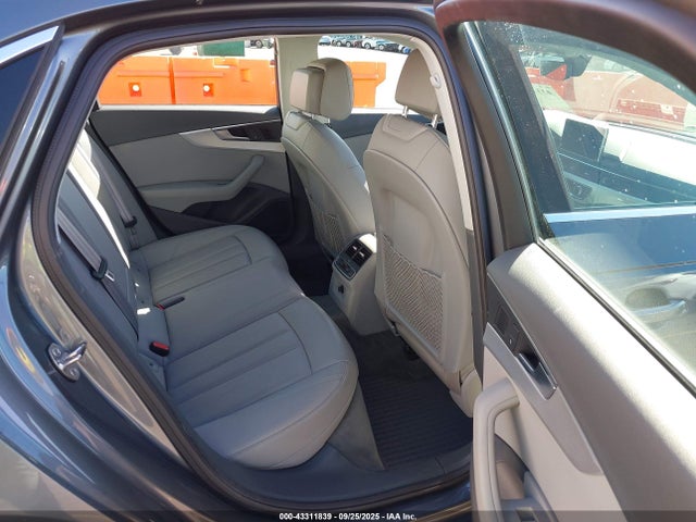 2017 AUDI A4 WAUENAF49HN017267 Photo 7
