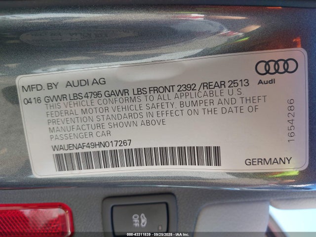 2017 AUDI A4 WAUENAF49HN017267 Photo 8