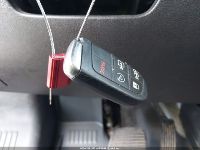 2022 RAM PROMASTER 1500 3C6LRVBG9NE109735 Photo 10