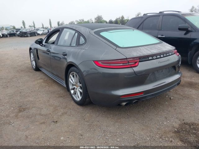 2018 PORSCHE PANAMERA WP0AB2A71JL133016 Photo 2