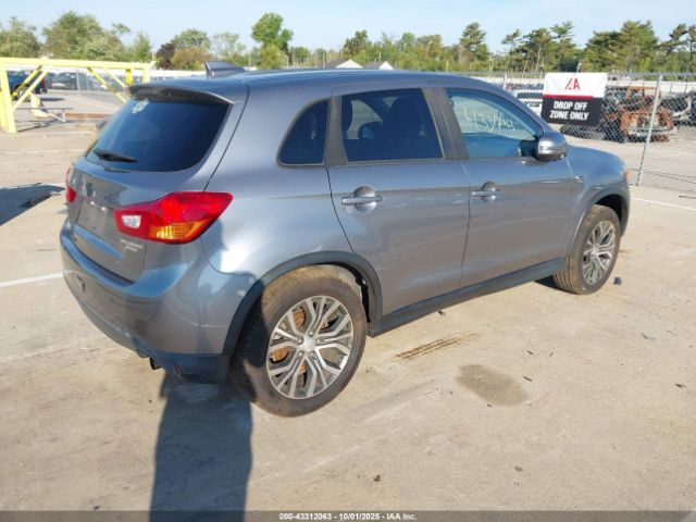 2017 MITSUBISHI OUTLANDER SPORT JA4AP3AU2HZ045090 Photo 3