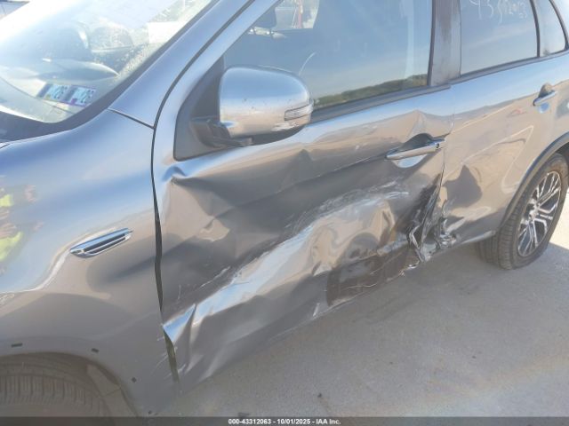 2017 MITSUBISHI OUTLANDER SPORT JA4AP3AU2HZ045090 Photo 5