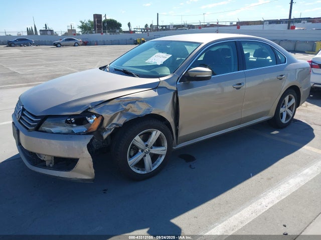 Volkswagen 2015 2015 1VWBT7A3XFC038468 Image 2