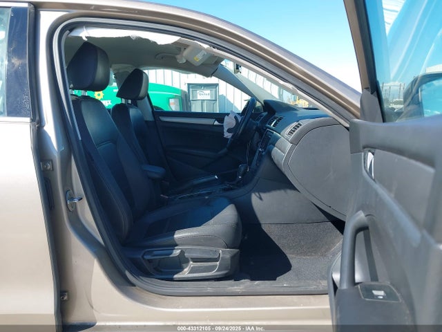 Volkswagen 2015 2015 1VWBT7A3XFC038468 Image 5