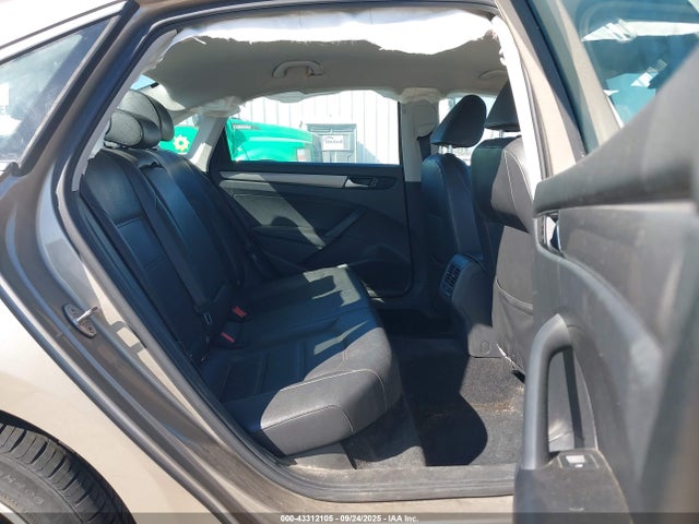 Volkswagen 2015 2015 1VWBT7A3XFC038468 Image 8