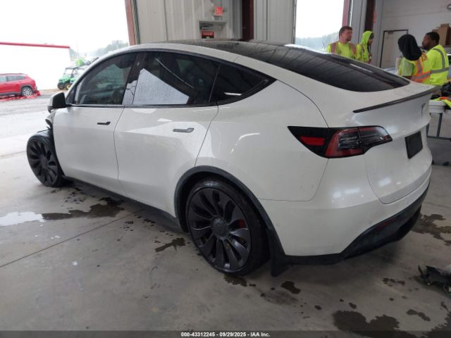 2021 TESLA MODEL Y 5YJYGDEF7MF268781 Photo 2
