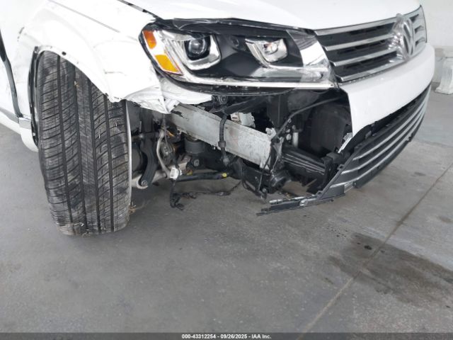 2016 VOLKSWAGEN TOUAREG WVGEF9BP5GD002473 Photo 5