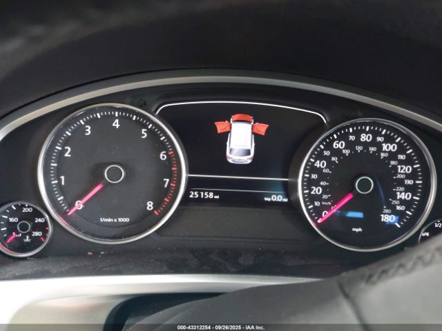 2016 VOLKSWAGEN TOUAREG WVGEF9BP5GD002473 Photo 6