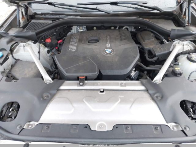 2018 BMW X3 5UXTR9C58JLD72802 Photo 9