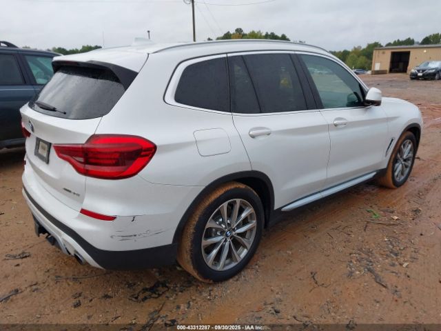 2018 BMW X3 5UXTR9C58JLD72802 Photo 3