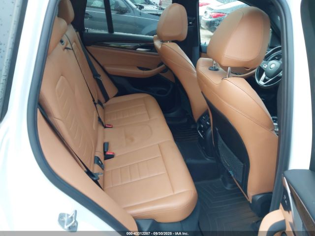 2018 BMW X3 5UXTR9C58JLD72802 Photo 7