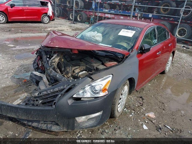 Nissan Altima 2.5 S 2015 1N4AL3AP0FC150373 Image 2