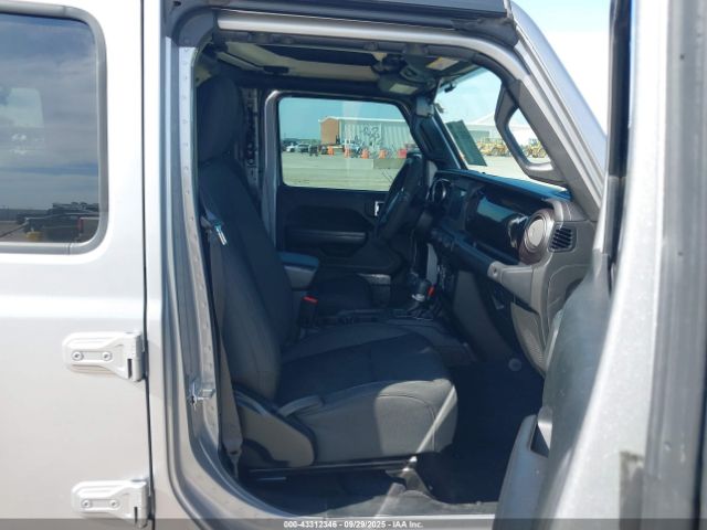 2020 JEEP WRANGLER UNLIMITED 1C4HJXDN8LW123772 Photo 4