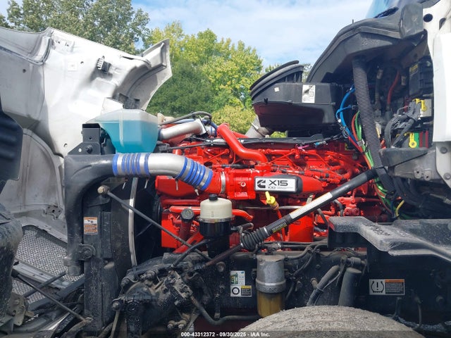 2020 Kenworth T680 მანქანა იყიდება აუქციონზე, vin: 1XKYD49X8LJ347996, აუქციონის ნომერი: 43312372