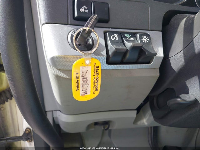 Продаж на аукціоні авто 2020 Kenworth T680, vin: 1XKYD49X8LJ347996, номер лоту: 43312372