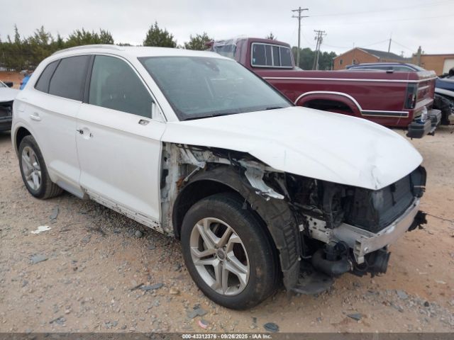 2019 AUDI Q5 WA1ANAFY1K2130721 Photo 0