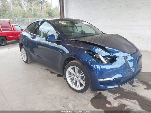 2023 TESLA MODEL Y 7SAYGDEE2PF965905 Photo 0