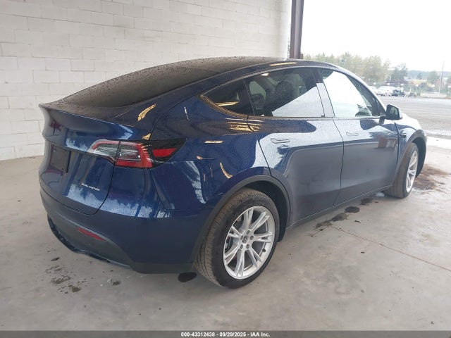 2023 TESLA MODEL Y 7SAYGDEE2PF965905 Photo 3