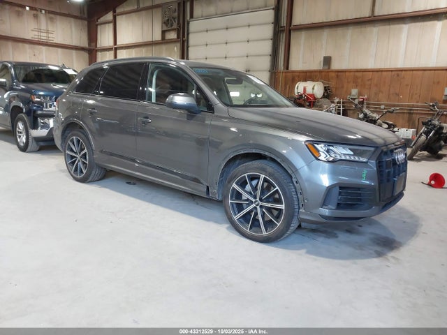 2021 AUDI Q7 WA1VXAF72MD011778 Photo 0