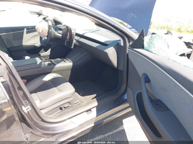 2025 TESLA MODEL 3 5YJ3E1EA0SF986155 Photo 4