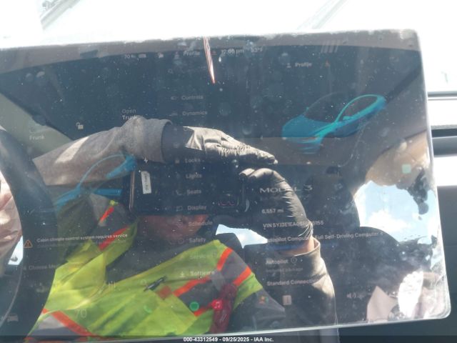 2025 TESLA MODEL 3 5YJ3E1EA0SF986155 Photo 6