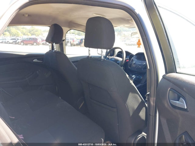 Ford 2016 2016 1FADP3F22GL207124 Image 8
