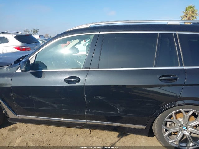 5UX23EM01S9X15860 BMW X7